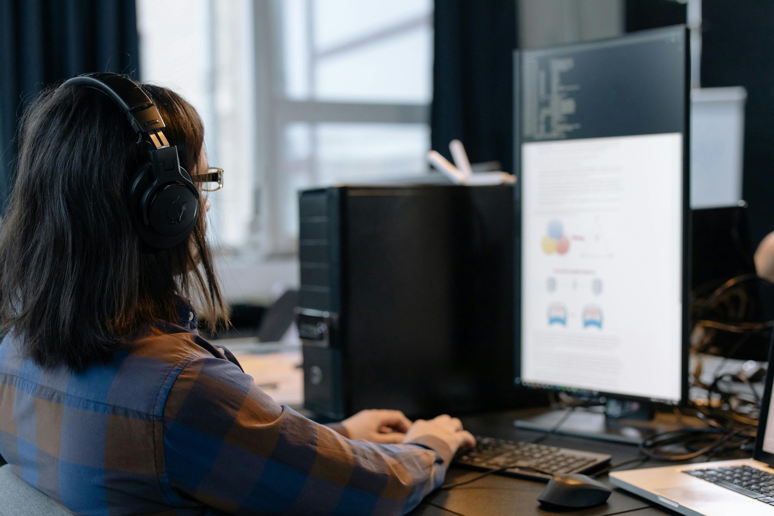 Integrating Augmented Reality into Mobile Applications 