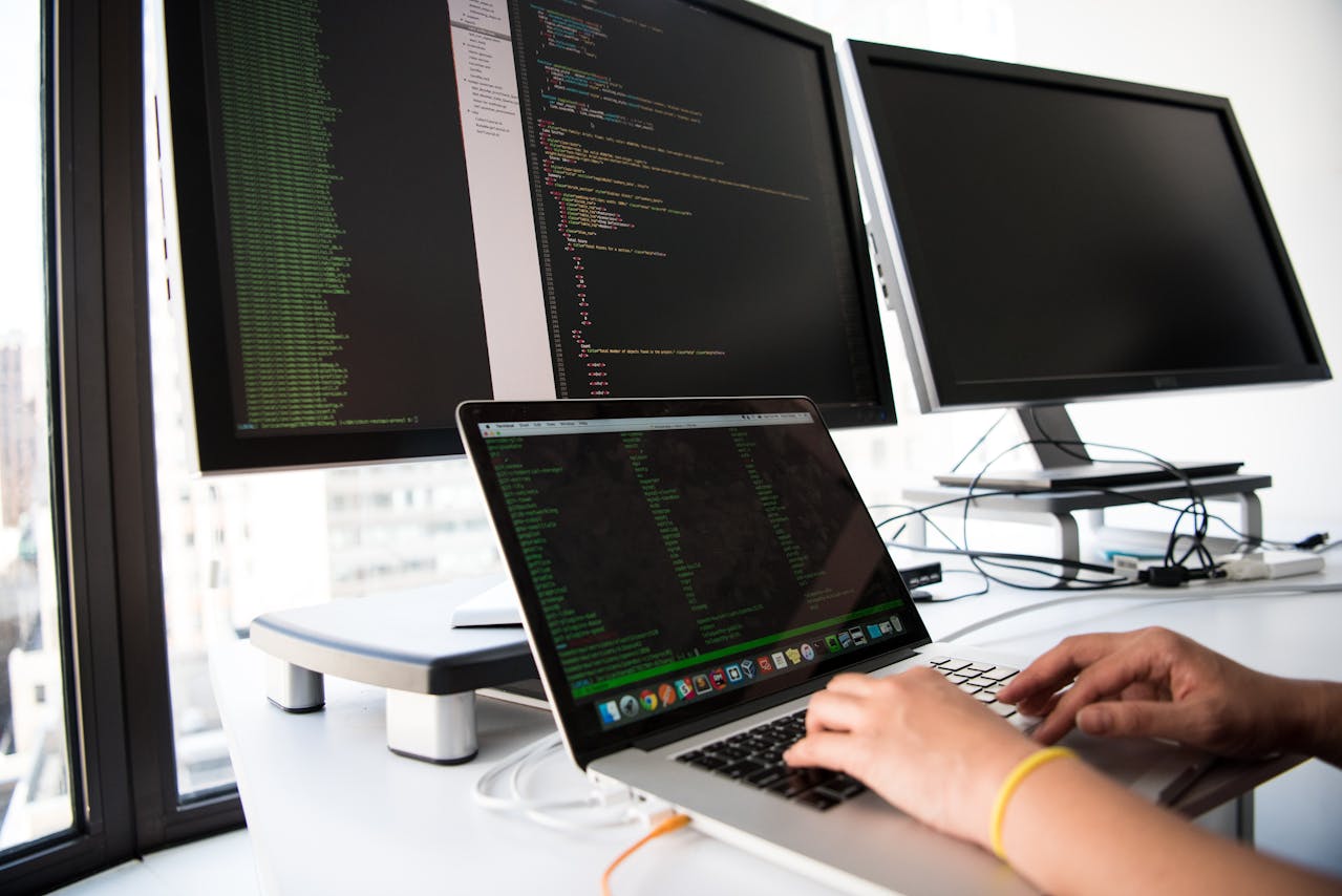 The Evolution of Programming Languages: From Assembly to Rust 